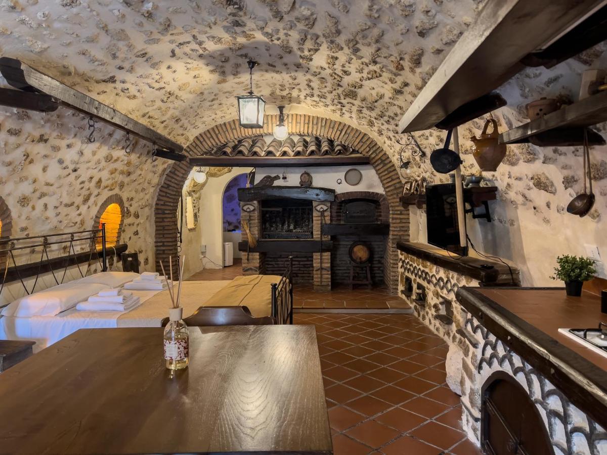 圣斯特凡诺·迪塞斯Santo'S House Luxury - Idromassaggio E Doccia Emozionale别墅 外观 照片