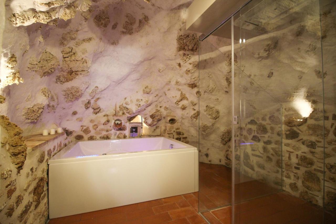 圣斯特凡诺·迪塞斯Santo'S House Luxury - Idromassaggio E Doccia Emozionale别墅 外观 照片